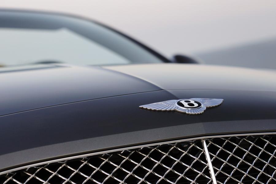  Bentley Continental GTC 2011 года  (фото 34 из 167)